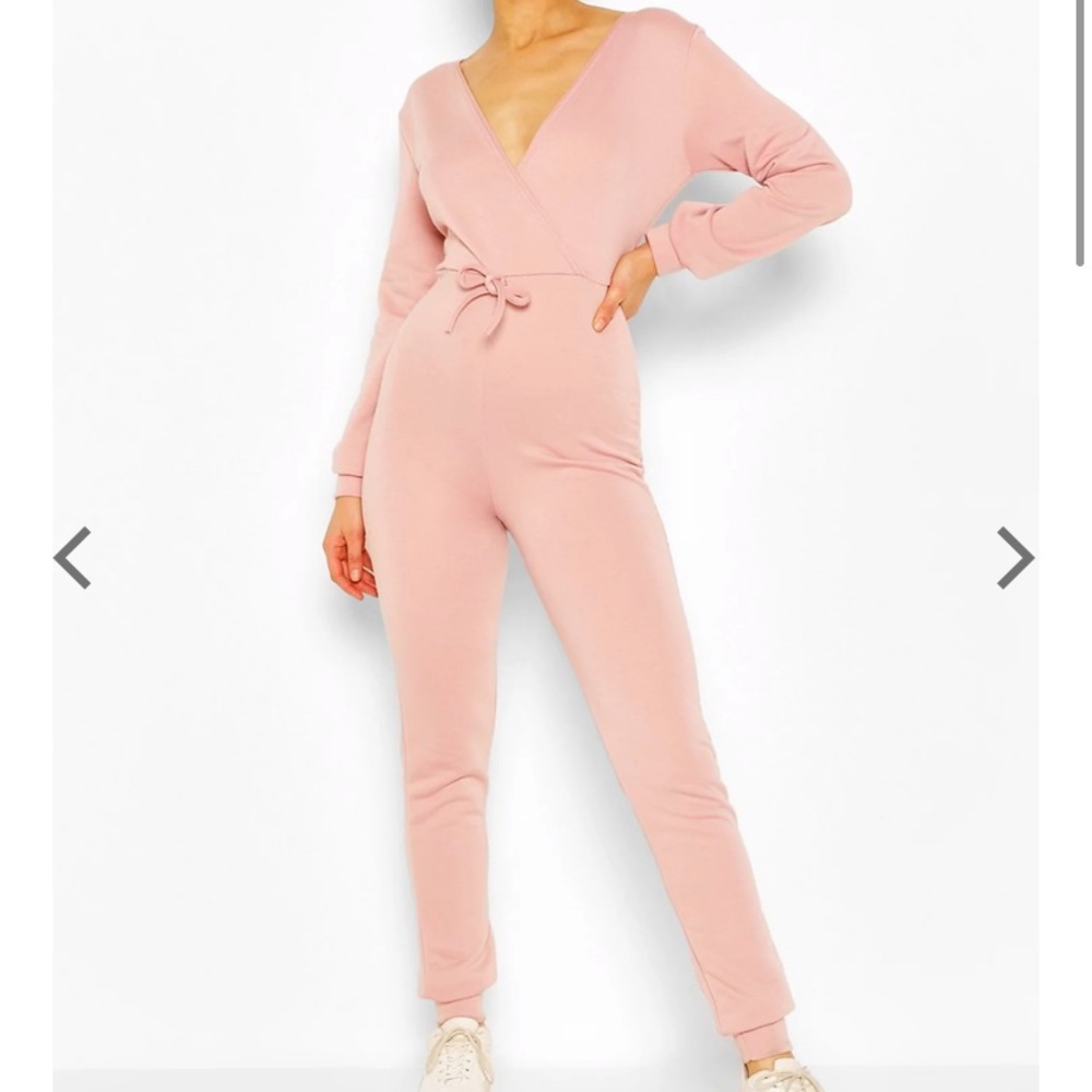 *GREY* NWT Long Sleeve Jumpsuit